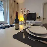 Apartment Gemuetliche Familienwohnung Mit Wlan Und Stellplatz *