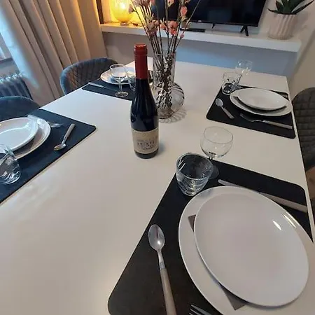 Daire Gemuetliche Familienwohnung Mit Wlan Und Stellplatz Bielefeld